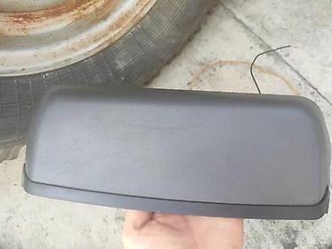 Auto-rasveta i signalizacija: TREĆE STOP SVETLO VOLVO V 40 | Original korišćeno Volvo v40 2001g — 2
