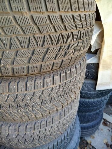 шына р14: Идеальное состояние 
Размер на фото 
0555)45)72)72
