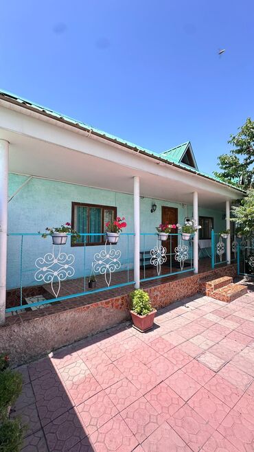суточный дом: 6 комнат и более, Постельное белье, Парковка, Бронь
