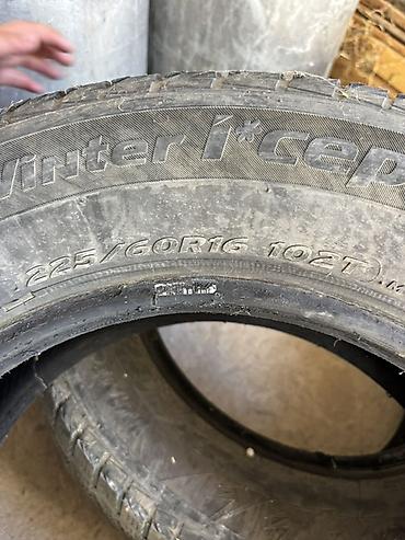 295 35 21: Шины 225 / 60 / R 16, Зима, Б/у, Пара, Легковые, Hankook — 4