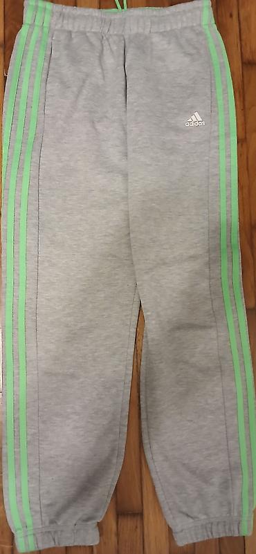 ck sandale: Adidas donji deo trenerke – Sport Essentials, dečiji/teen model - — 1
