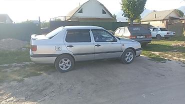 malibu 2: Volkswagen Vento: 1993 г., 1.8 л, Механика, Бензин, Седан — 3