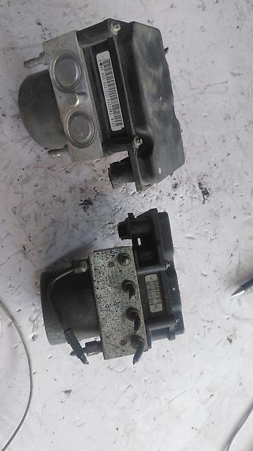 devo tiko: Блок ABS Nissan 2000 г., Б/у, Оригинал, Япония — 2