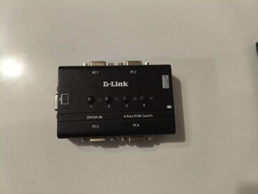 манитоо: KVM Switch VGA + USB 4 port (DKVM-4K) Интерфейс: 4 х VGA + 4 USB
