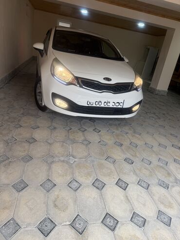 Kia: Kia Rio sedan - ağ rəng,4qpı,servizdir,bez krasqadır və bərəbər — 14