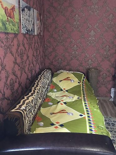 Продажа коттеджей и домов: Продаётся квартира в воронцовке(таш-дебе), есть огород 7 соток, в — 8