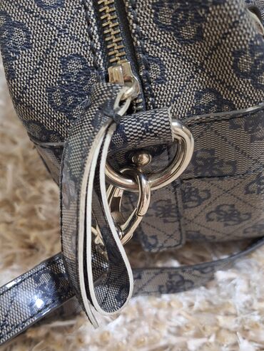 Torbe: Torba za rame, Guess, Materijal: Platno — 10