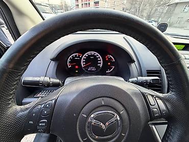 Mazda: Mazda 5: 2009 г., 2 л, Автомат, Дизель, Минивэн — 3