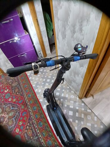 Elektrikli samokatlar: İşlənmiş Elektrik samokat 10", 351 - 500 Vt, 26 - 35 km/s, Ünvandan götürmə — 11