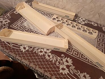 Ovçuluq və balıqçılıq: Soyuducunun qapısında yerləşən polkalarla və yumurtası yumurtası QABI — 7