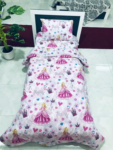 Örtüklər: Divan üçün rəng - Bej Yataq örtüyü — 37