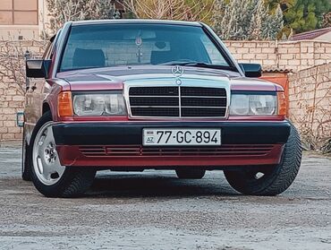 Mercedes-Benz: Mercedes-Benz 190 (W201): 2 l | 1990 il Sedan