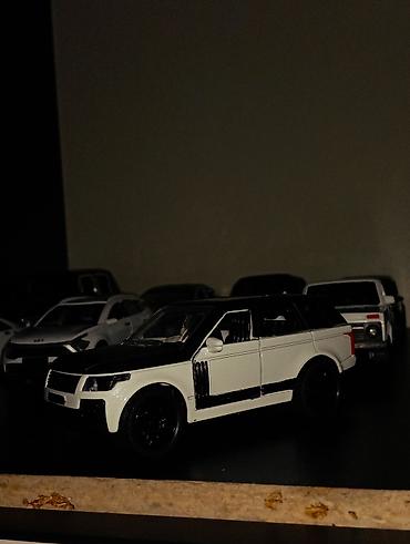 Avtomobil modelləri: Miqyaslı diecast oyuncaq avtomobil modelləri - Korpus: metal — 19