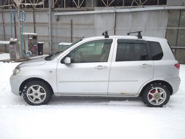 Mazda: Mazda Demio: 2003 г., 1.3 л, Автомат, Бензин, Седан