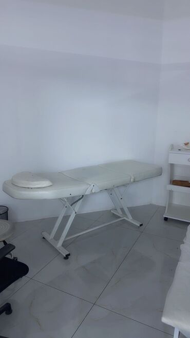 Salon, tibbi mebel dəsti: Gözəllik salonu üçün avadanlıqlar və interyer elementləri - Dairəvi — 7