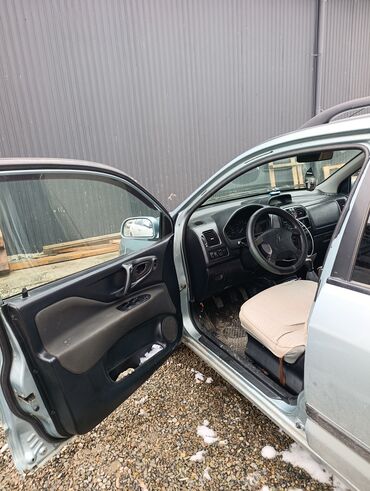 Mitsubishi: Mitsubishi Mirage: 2003 г., 1.8 л, Механика, Бензин, Хэтчбэк — 6