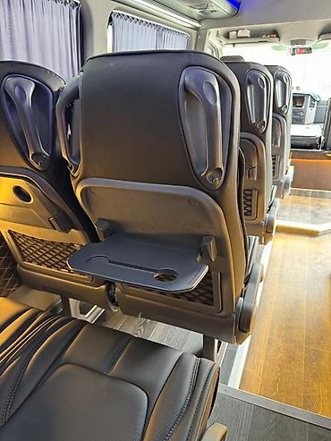Транспорт: Mercedes-Benz Sprinter — пассажирский микроавтобус бизнес-класса — 6