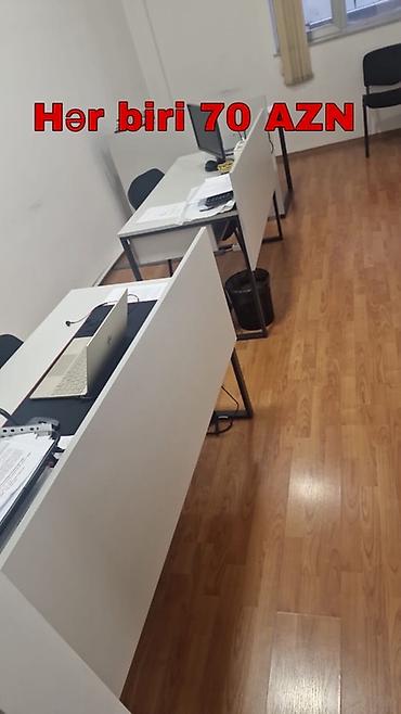 Ofis mebeli: Ofis mebelləri dəsti ayrı-ayrı satılır vəya dəst satılır. Dəst olaraq — 5