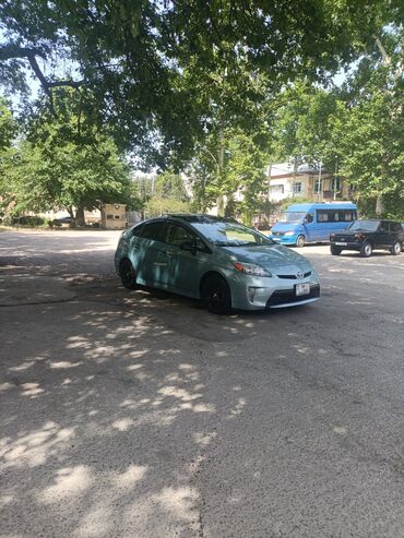 фольксваген пассат 1 8 турбо: Toyota Prius: 1.8 л | 2012 г. Седан