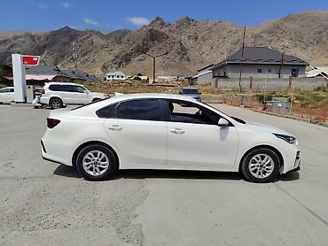 Kia Cerato: 2019 г., 1.6 л, Автомат, Бензин, Седан