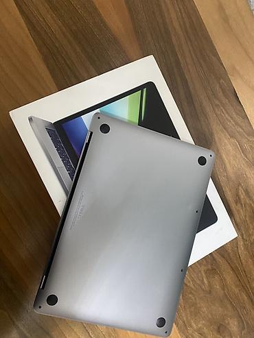 Ноутбуки Apple (MacBook): Продаю! Бишкек, Кант, Ивановка MacBook Pro M1 8/512gb Акб: 93% — 3