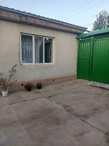 Продажа коттеджей и домов: Продаётся жилой дом с благоустроенными помещениями. - Кухня — 17