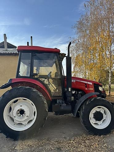 kia soltes: Трактор YTO NLX1054 - Полноразмерный колесный трактор с закрытой — 4