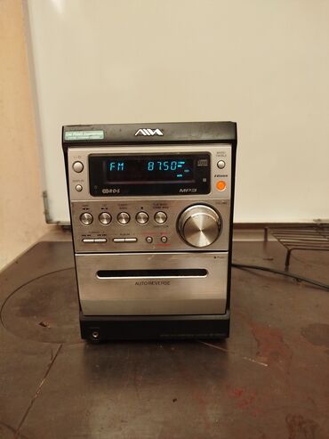 Zvučnici i stereo sistemi: Mini linija Aiwa,nema daljinski. Cd plejer ne radi a za kasetu nisam na lalafo.rs — 9 Zvučnici i stereo sistemi: Mini linija Aiwa,nema daljinski. Cd plejer ne radi a za kasetu nisam — 9