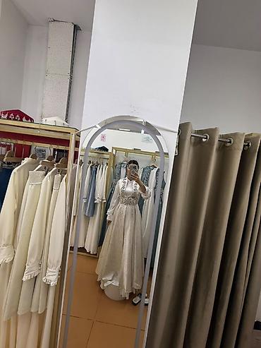 Платье на кыз узатуу Надевала один раз в отличном состоянии Брала за at lalafo.kg Платье на кыз узатуу Надевала один раз в отличном состоянии Брала за