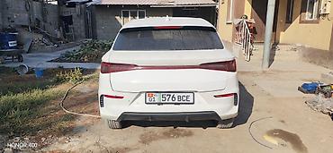 BYD: BYD E2: 2022 г., Робот, Электромобиль, Хэтчбэк — 3