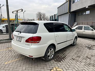 Toyota: Toyota Ipsum: 2001 г., 2.4 л, Автомат, Бензин, Минивэн — 4