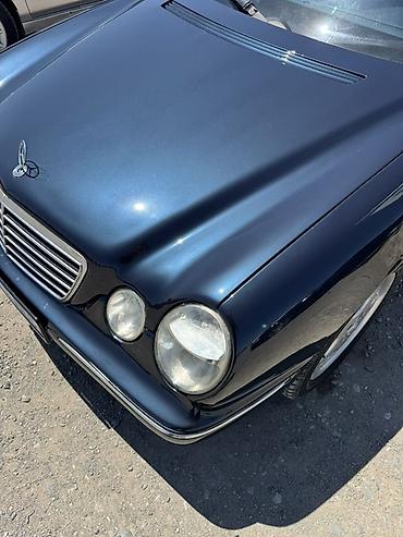 морда 210: Mercedes-Benz E-Class: 2001 г., 2.7 л, Автомат, Дизель, Седан — 2