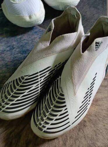 купить кроссовки баскетбольные: Adidas predator 37-размер
Купили за 4000