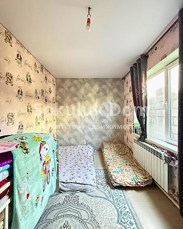 Продажа коттеджей и домов: 🏠Продается дом в с. Сокулук 🟡Комнаты: 3 🟡Участок: 3 соток 🟡Отопление — 10