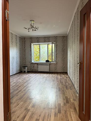 105: 2 комнаты, 51 м², 12 мкр 105 серия, 1 этаж, Косметический ремонт — 4