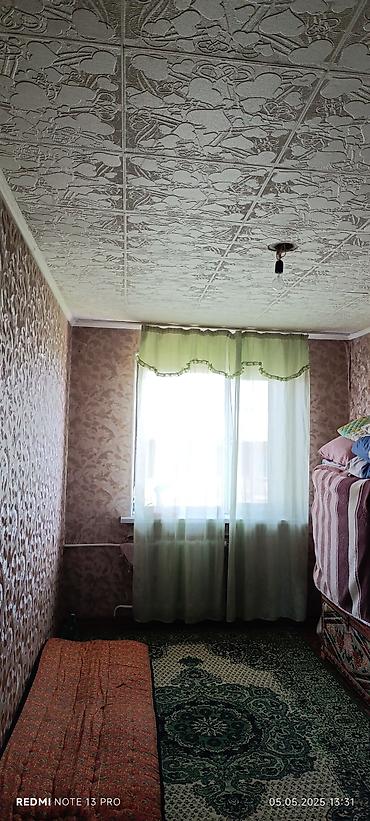токмак: 3 комнаты, 58 м², 104 серия, 5 этаж, Старый ремонт — 5