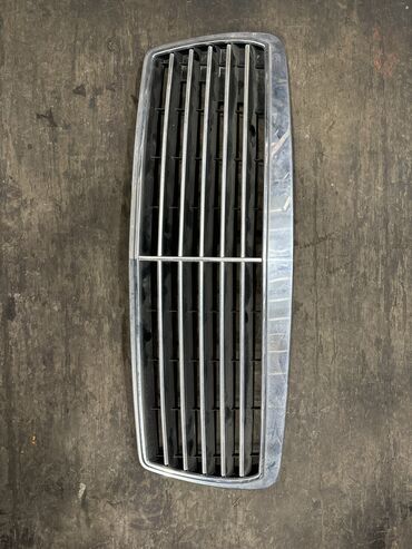 mercedes c300: Решетка радиатора Mercedes-Benz Б/у, Оригинал, Германия