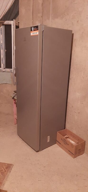 İçki texnikası: İşlənmiş 1 qapılı Indesit Soyuducu Satılır, rəng - Boz, Dolab içi