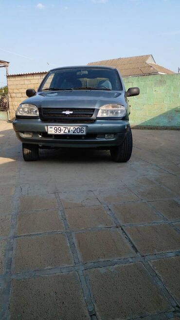 turbo az niva 2002: Chevrolet Niva: 1.7 l | 2004 il | 280000 km Universal