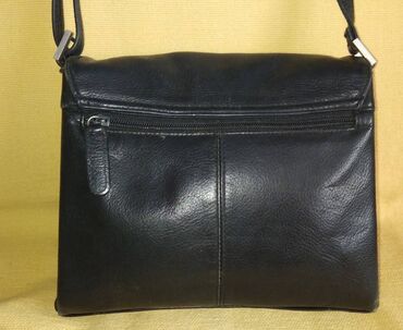 Torbe: Picard crna kožna torba Odlična Picard torba, izrađena od kvalitetne na lalafo.rs — 4 Torbe: Picard crna kožna torba Odlična Picard torba, izrađena od kvalitetne — 4