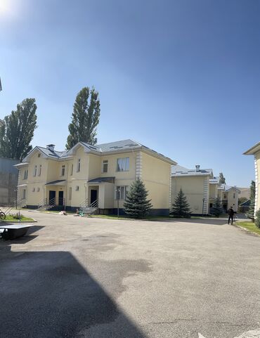 продаю квартиру в городе балыкчы: 4 комнаты, 115 м², Индивидуалка, 2 этаж