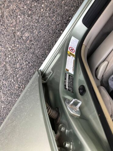 Toyota Prius: 1.5 л | 2008 г. Седан