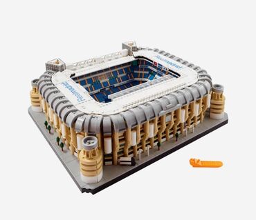Oyuncaqlar: Real Madrid-in məşhur Santiago Bernabeu stadionunun bu LEGO model