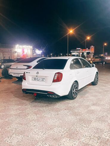 Disk təkərlər: İşlənmiş Disk təkər Daewoo 195 / 55 / R 16, 8 Boltlu