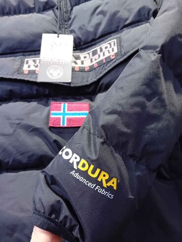 Zimske jakne: Zimska jakna S, M, L, bоја - Crna — 3