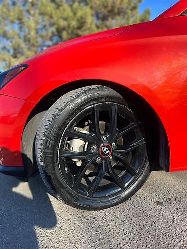 велостер: Hyundai Veloster: 2018 г., 2 л, Автомат, Хэтчбэк — 10
