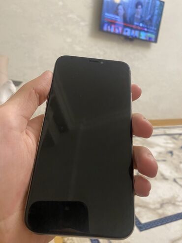 Apple iPhone: IPhone X, Gümüşü, Face ID lalafo.az -da Apple iPhone: IPhone X, Gümüşü, Face ID