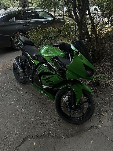скутер с номером: Спортбайк Kawasaki, 300 куб. см, Бензин, Взрослый, Б/у — 1