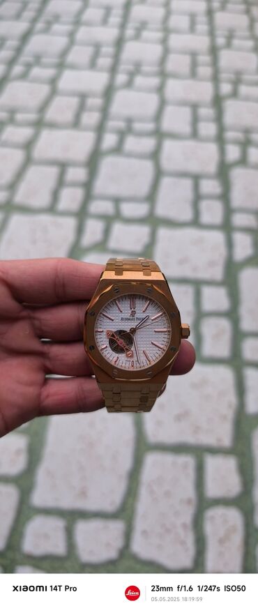 Qol saatları: İşlənmiş, Qol saatı, Audermars Piguet, rəng - Gümüşü