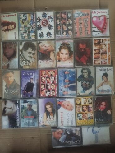 CD, DVD disklər və kassetlər: Kasset kolleksiyası – Azərbaycan və region estradası, toy musiqiləri — 19